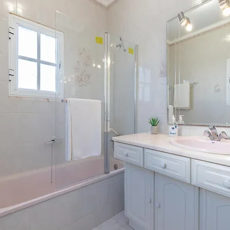 בית נופש Akivillas Ocean *